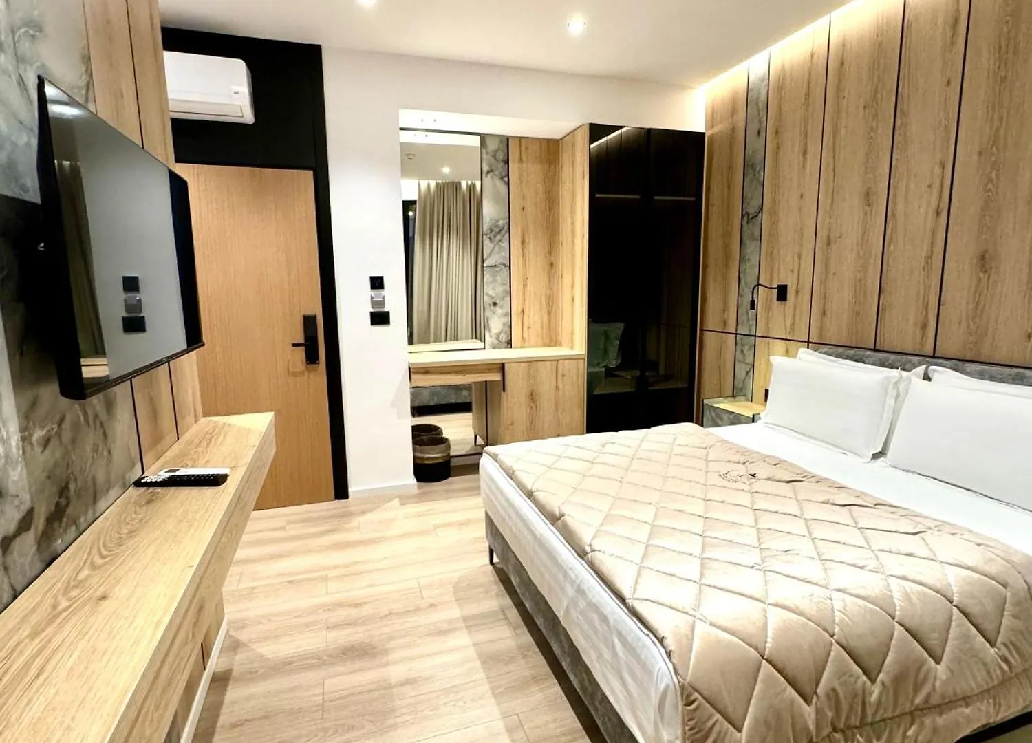 ****  Hotel Joni Ksamil Albania
