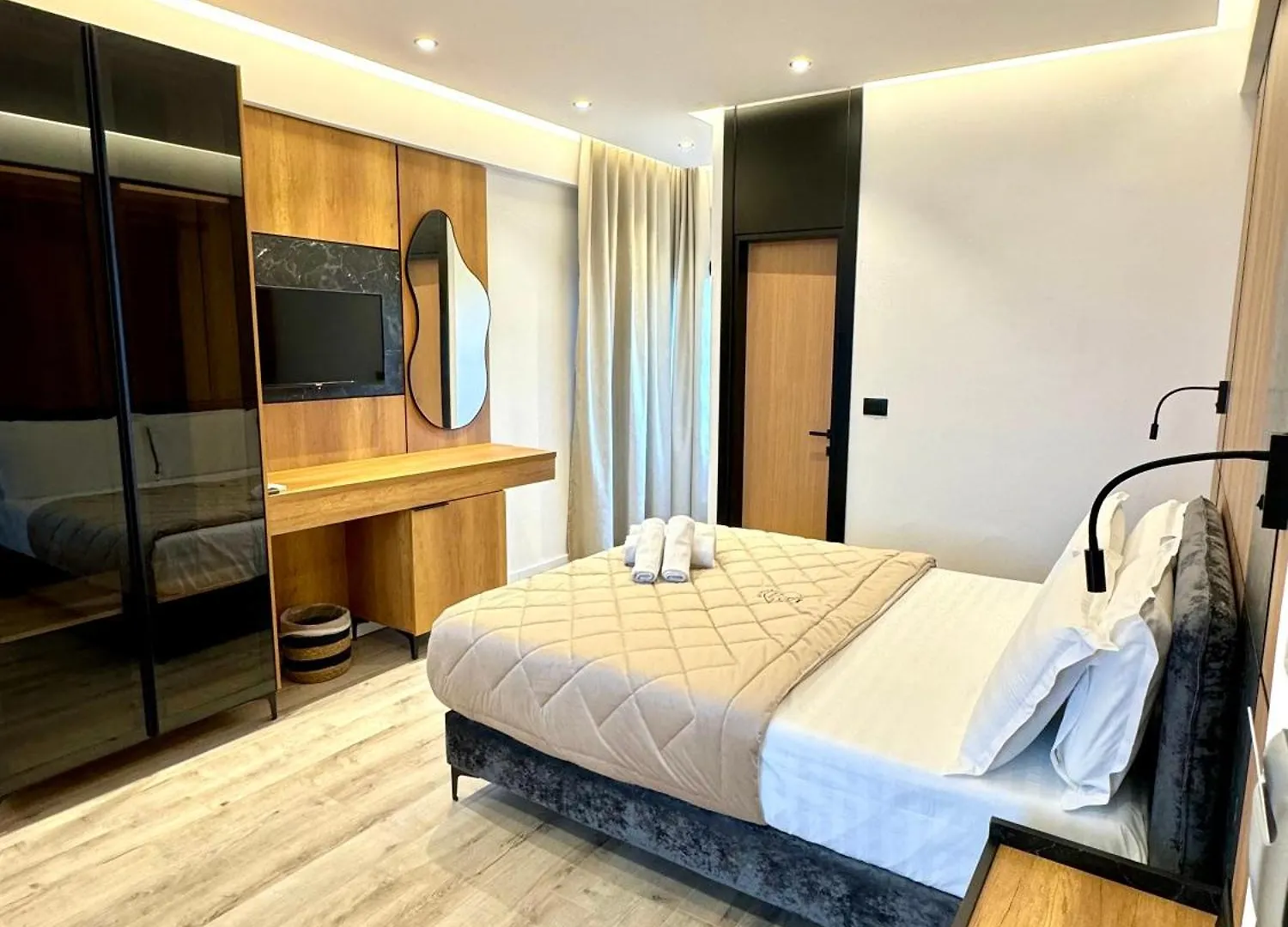 Hotel Joni Ksamil 4*,  Albania